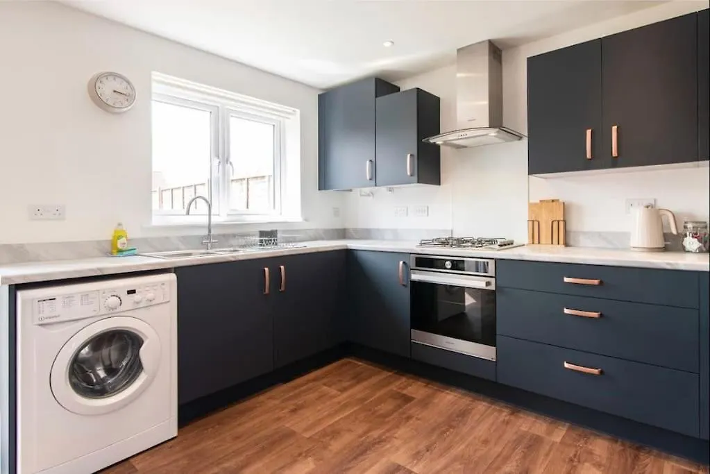 Holiday home Charming 2 Bed Home In Edwalton Nottingham United Kingdom